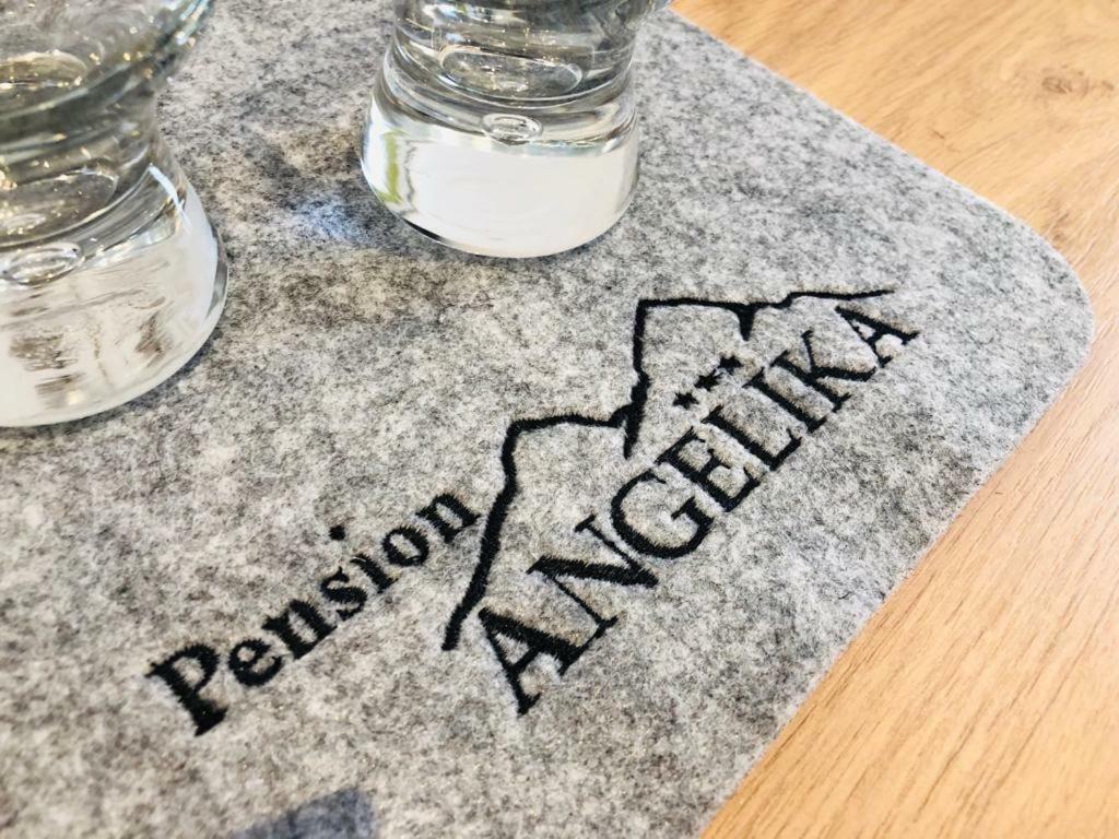 Pension Angelika Петтной-ам-Арльберг Екстер'єр фото